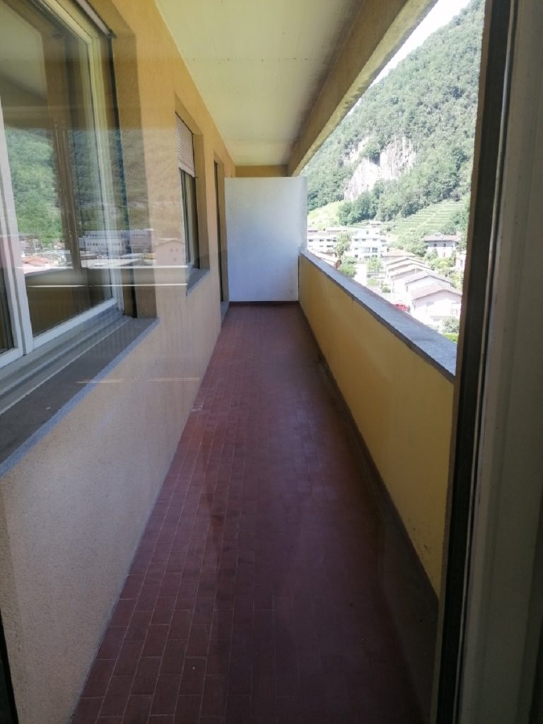 07-Affitto a Castione - Via Cantonale - Esterno