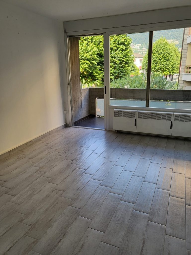 1 Affitiamo Chiasso camera