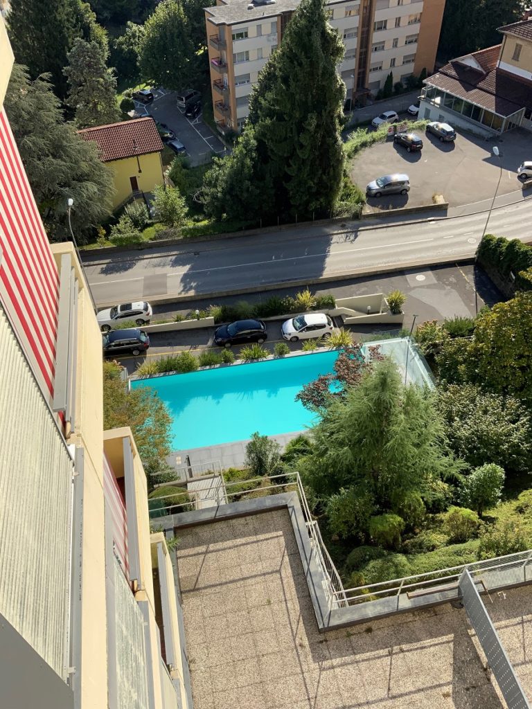 12-Affittiamo-Lugano-piscina dall'alto