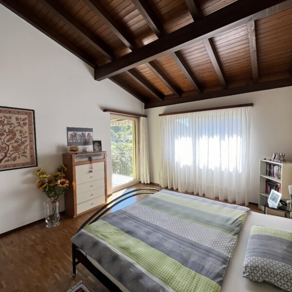 11-Vendiamo Casa Muzzano Camera