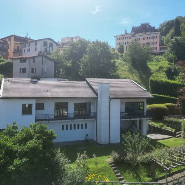 12-Vendiamo Casa Montagnola esterni