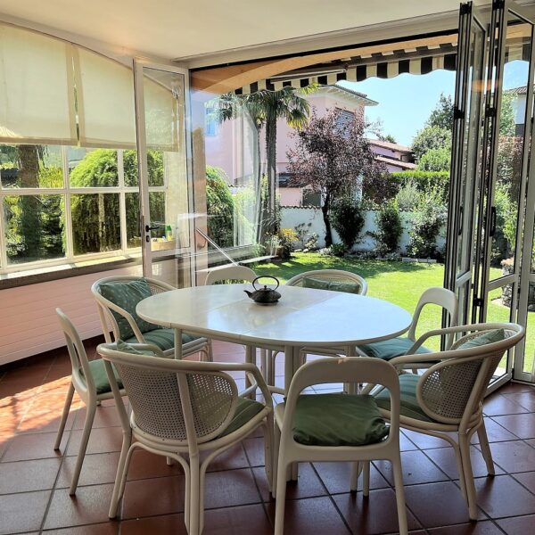 13-Vendiamo casa Magliaso terrazzo