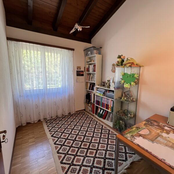 17-Vendiamo Casa Muzzano Camera