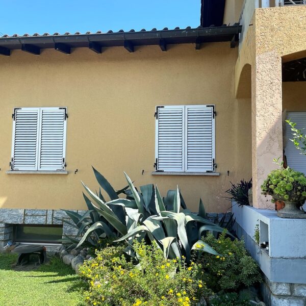 3-Vendiamo casa Magliaso esterno