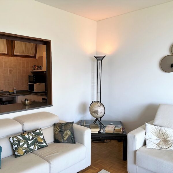 6-Vendiamo appartamento Porza sala