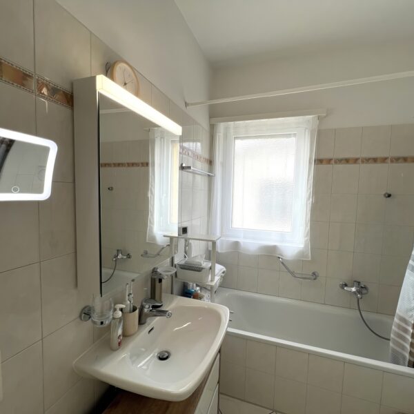 13 Vendiamo appartamento Lugano bagno
