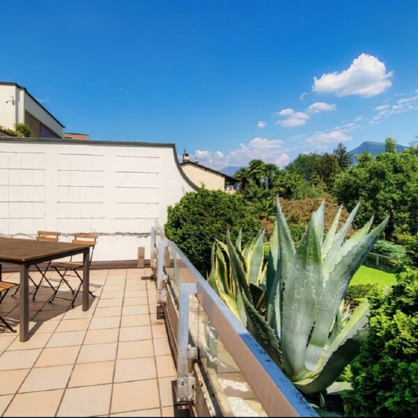 2 Vendiamo appartamento Breganzona terrazza