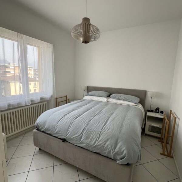 9 Vendiamo appartamento Lugano camera