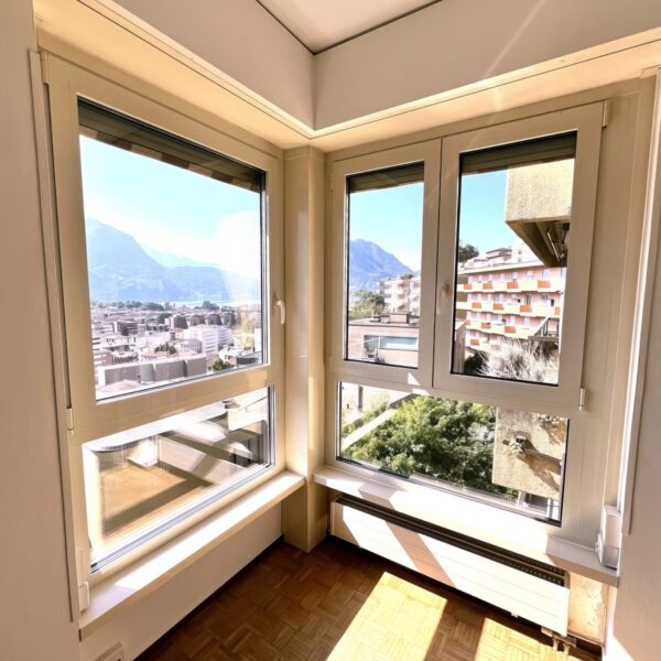 13 Vendiamo attico Lugano sala