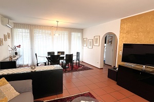 Immobili venduti V2 Vendiamo appartamento Agno sala 300X200