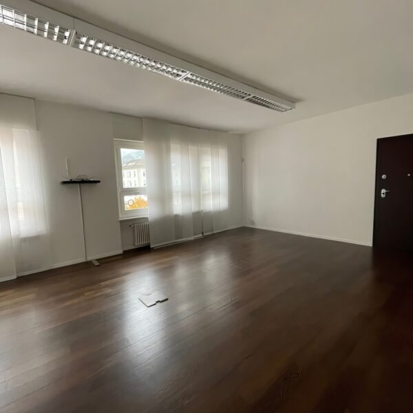 06 Affitto Ufficio Chiasso