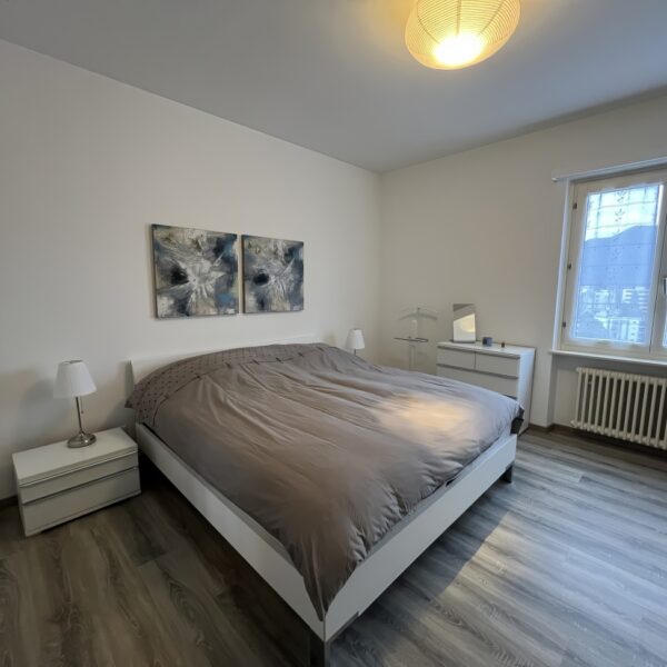 10 Vendiamo appartamento Lugano - Camera