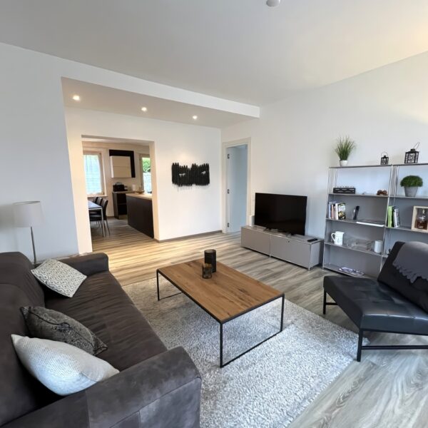 4 Vendiamo appartamento Lugano - Sala