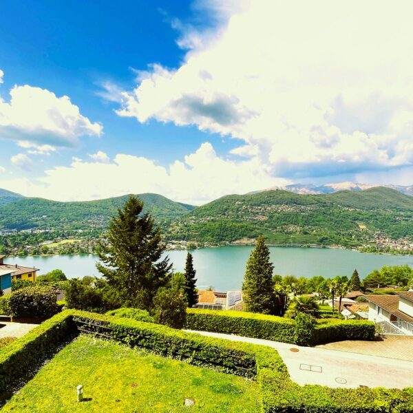 4 Vendiamo appartamento Montagnola vista