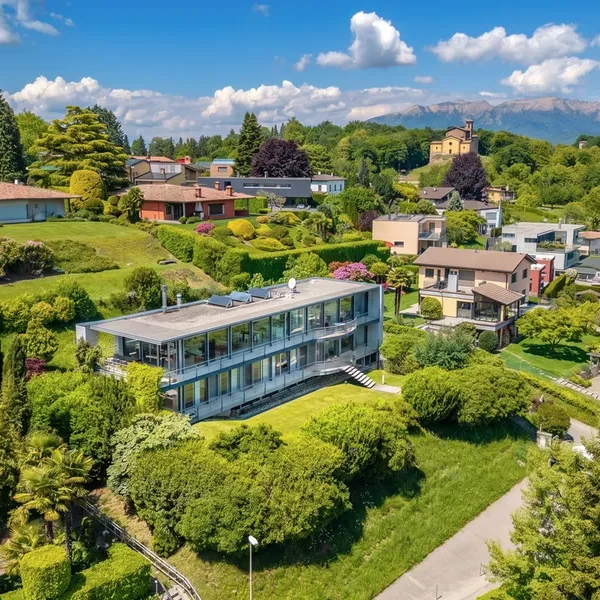 1-Vendiamo Villa Carona Villa
