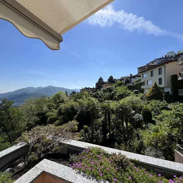 18 Vendiamo appartamento Vernate - Vista