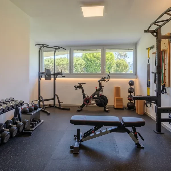 31-Vendiamo Villa Carona Palestra