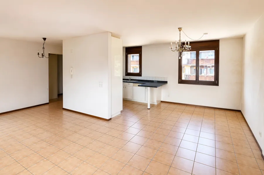 3 Vendiamo appartamento Agno - Sala