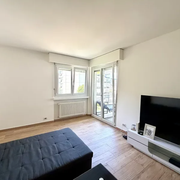 5 Vendiamo appartamento Paradiso - Sala