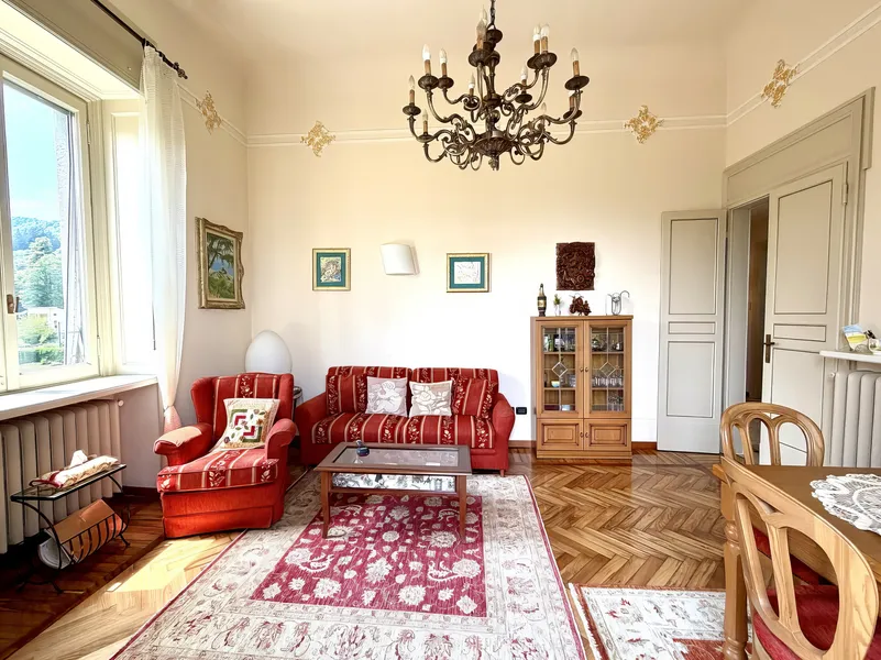 4 Vendiamo appartamento Alta Valle Intelvi - Sala