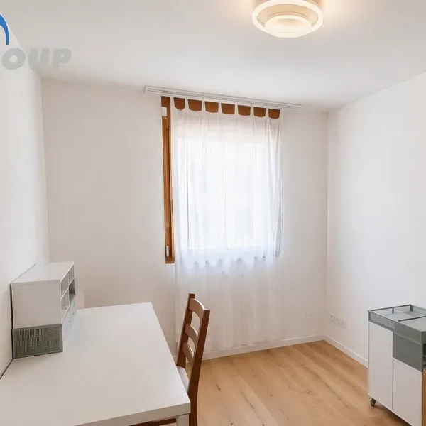 14 Vendiamo appartamento Locarno - Camera